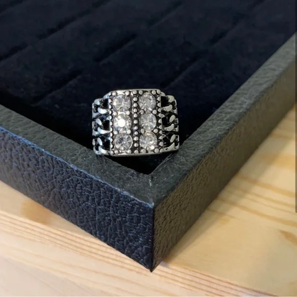 Premier Jewelry sliver ring with chain and diamond accents Sz 7 - Picture 4 of 6